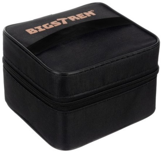 Zwarte opbergtas met het logo "BIGSTREN" erop.