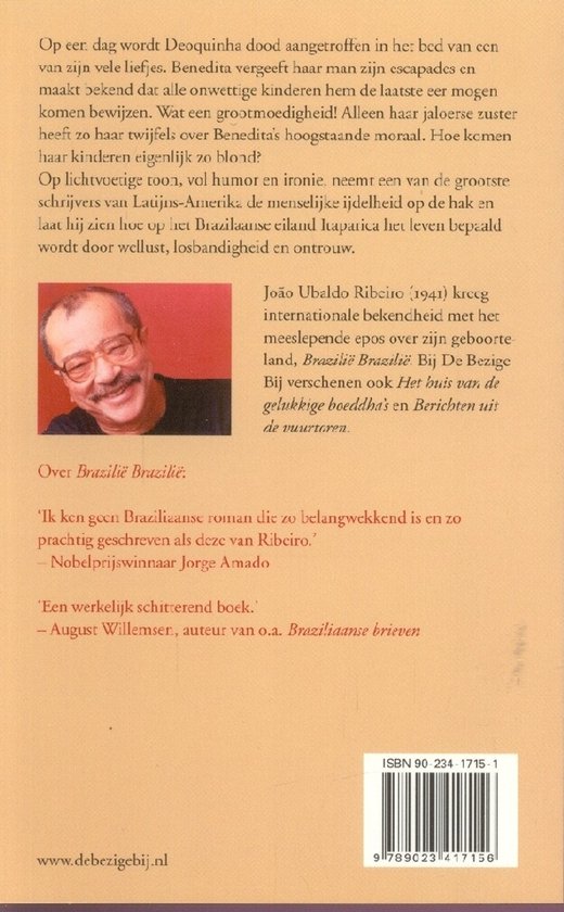 Boekomslag met portretfoto van João Ubaldo Ribeiro, tekst in het Nederlands en een streepjescode.
