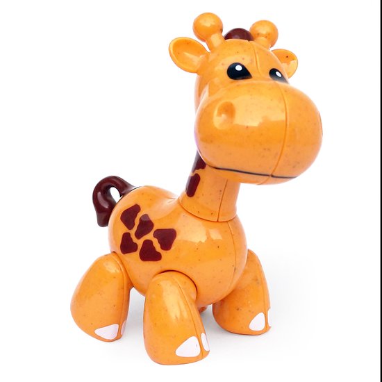 Oranje plastic speelgoedgiraf met bruine vlekken, witte voetjes en hoorntjes.