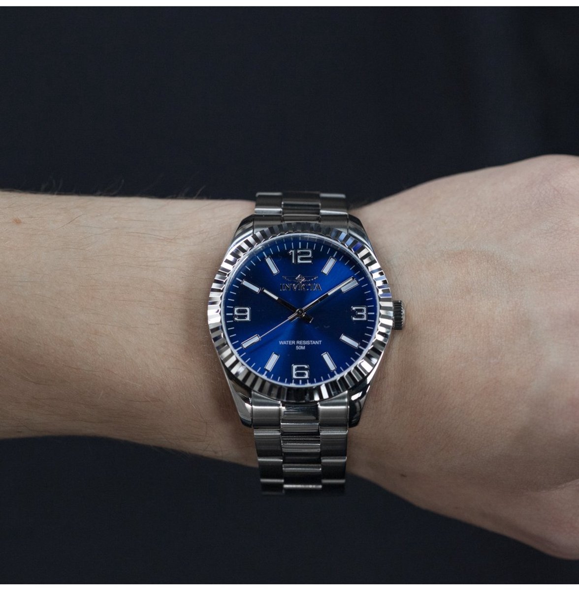 Invicta Specialty 47451 Heren Horloge - Waterdicht - Analoog - Quartz Uurwerk - Roestvrij Staal met blauwe Wijzerplaat - 43mm