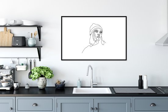 Photo en cadre - Line femme avec chapeau sur fond blanc Cadre photo noir sans passe-partout 120x80 cm - Affiche sous cadre (Décoration murale salon / chambre)