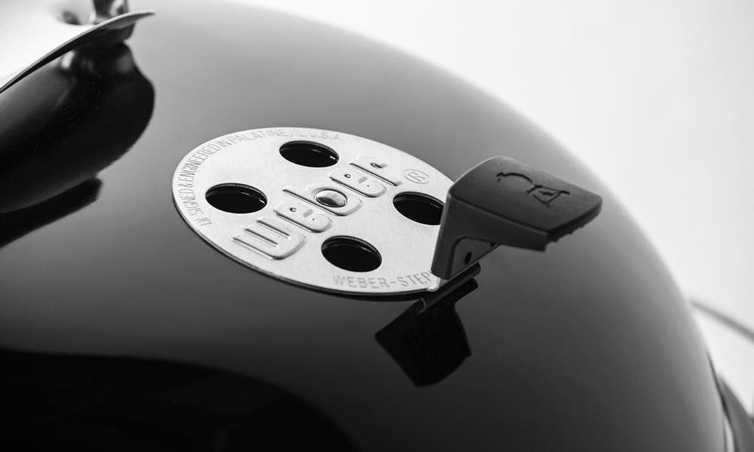 Weber E-5770 - Barbecue au charbon de bois