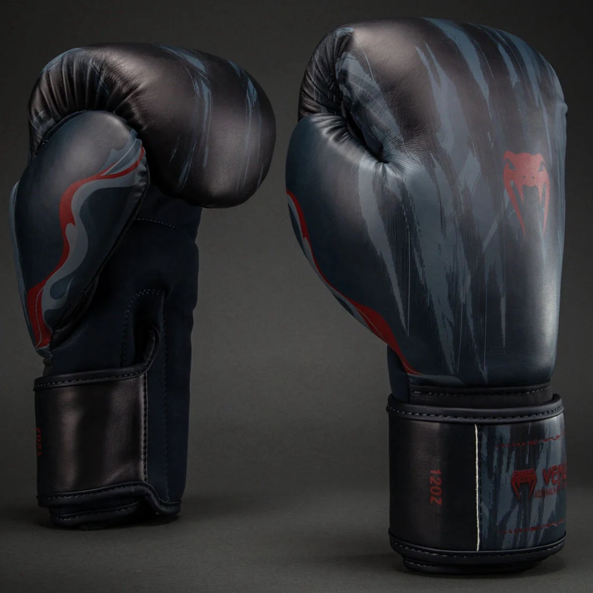 Venum Demon Bokshandschoenen Black Grey – Voor Boksen, Kickboksen & Muay Thai - 10 OZ