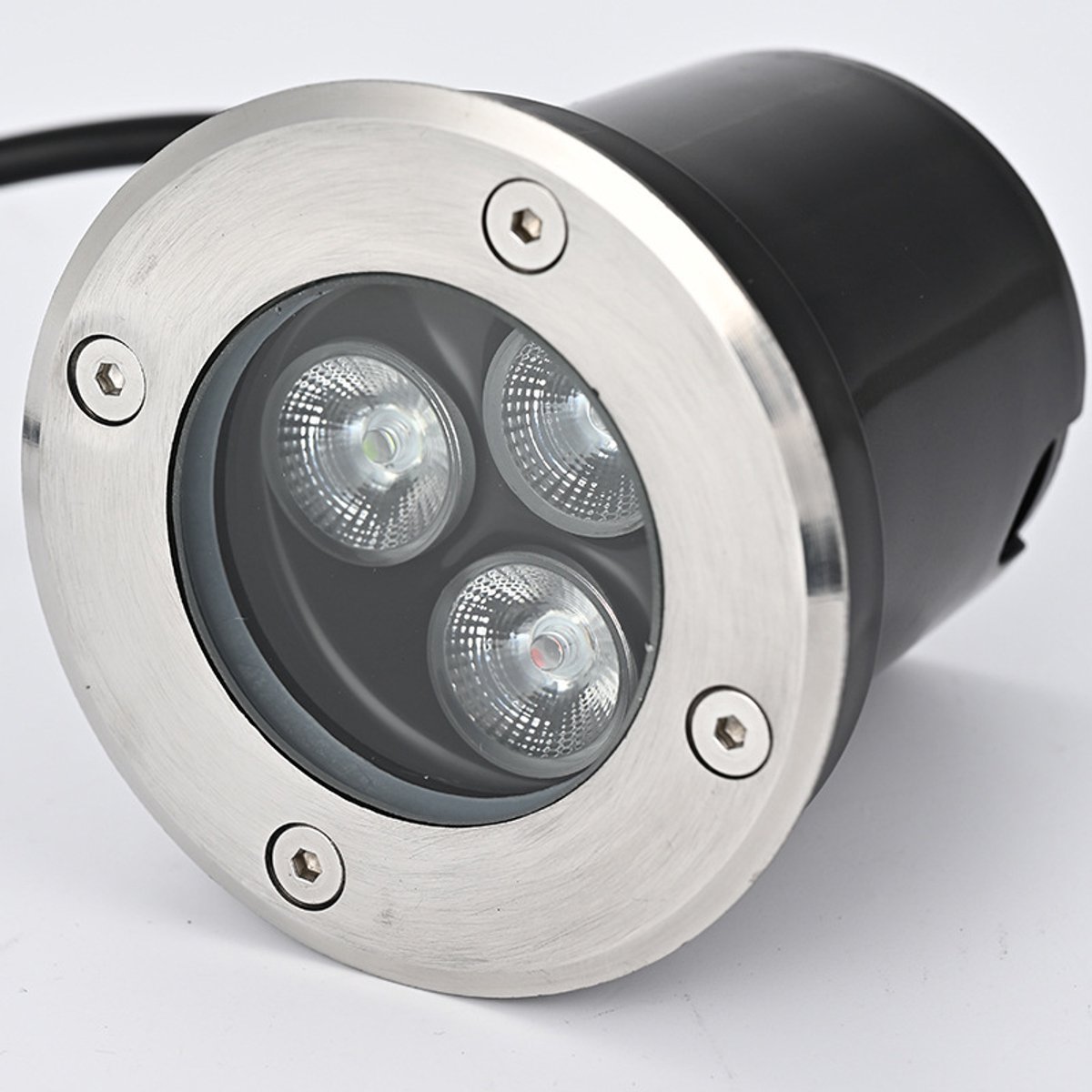 Waterdichte LED-grondlamp voor buiten, in te bouwen in ronde pleintrappen, parkpaden en gazons - 3W warm wit.