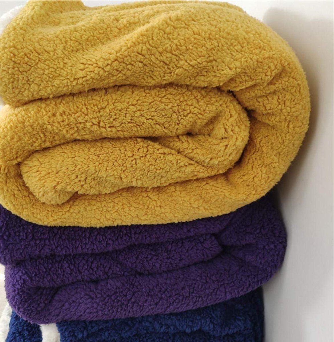 Fleece werpdekens Reisformaat - Superzachte donzige warme stevige bedspreien voor bank Microfiber deken -Dubbel crème geel_100 * 115 cm