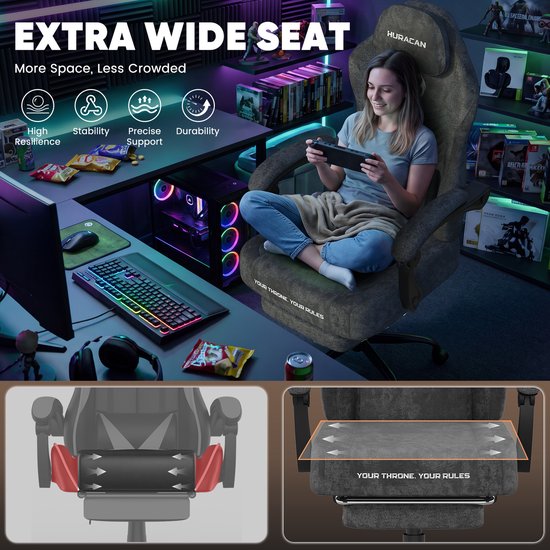 Vrouw zit in een extra brede grijze Huracan-gamestoel terwijl ze met een handheld console speelt.