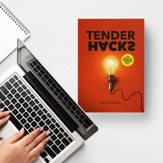 Oranje boek met de titel TENDER HVCK? en een gloeiende gloeilamp naast een open laptop. Karel Koppens.