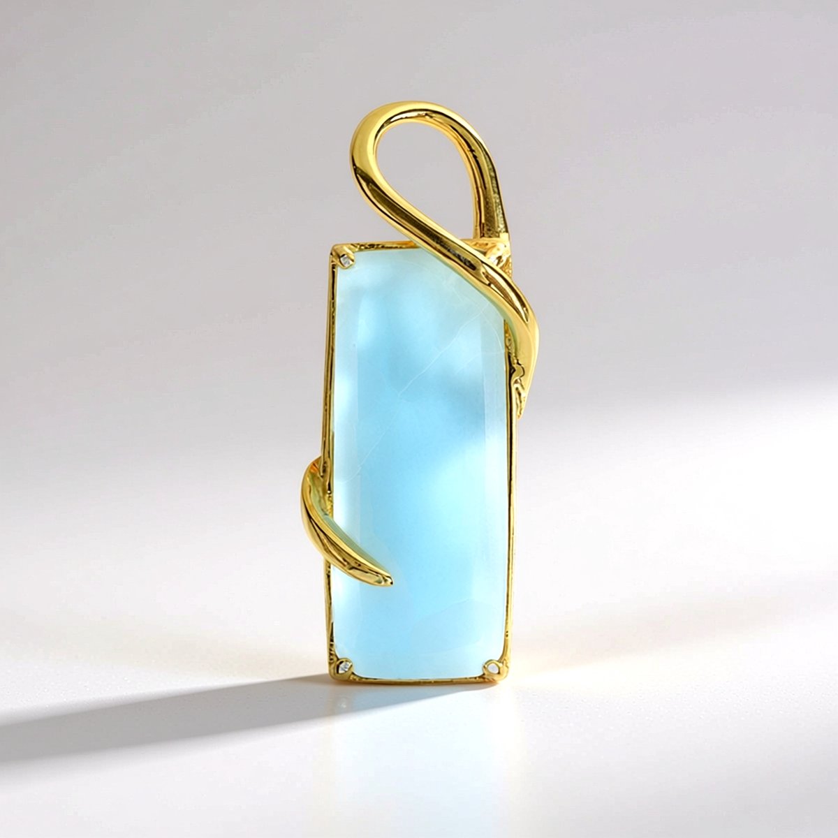 Cavill - Zilveren hanger met 8,5 ct Larimar baguette cabochon - 925 sterling zilver verguld - Elegante dames sieraden