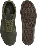 Boven- en onderaanzicht van een donkergroene Vans Old Skool sneaker, met Vans-logo op de binnenzool.