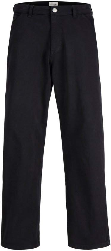 Zwarte broek met wijde pijpen en een knoopsluiting.