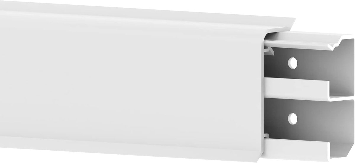 6 m plint van PVC, met geïntegreerde kabelgoot, kleur: wit, hoogte: 50 mm (4 stuks lengte 1,5 m)