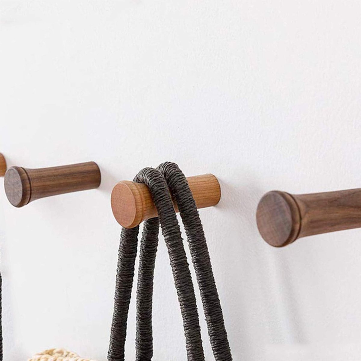 Kledinghaken set van 6 - notenhout - stijlvol design - perfecte oplossing voor organisatie - ShopVlot