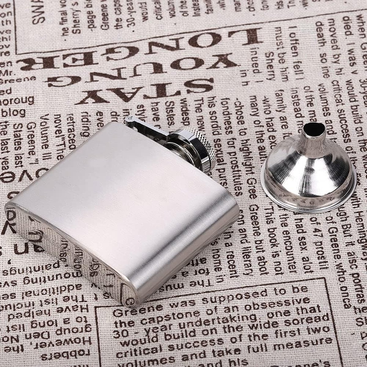 Elegante RVS Fleshouder voor Wijn en Whiskey met Trechter - Ideaal voor Mannen en Vrouwen, Perfect voor Reizen en Feestjes (2oz)