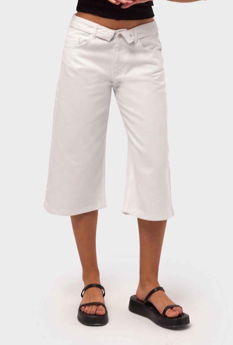It's Basic - BERMUDA DENIM SHORT - SNOW