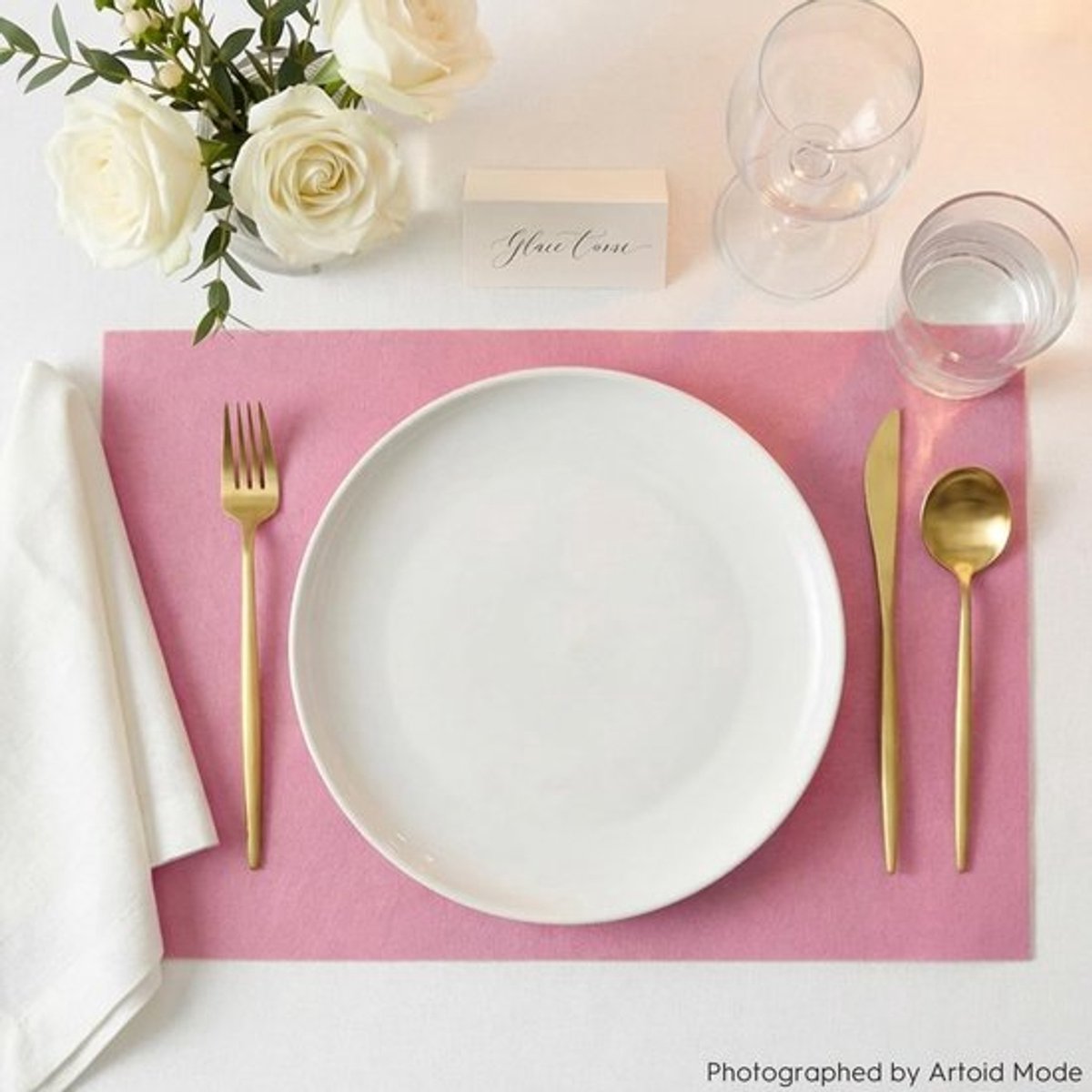 Roze Niet-geweven Tafelloper 30 cm x 25 m voor Feestdecoratie
