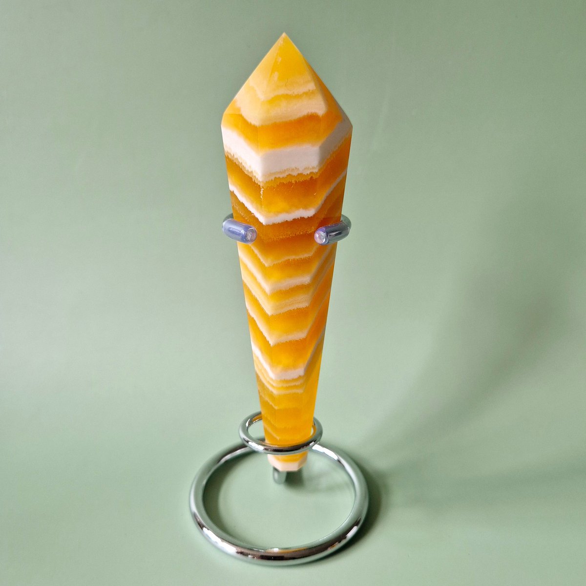 Gele Calciet Scepter op Standaard 10-13cm