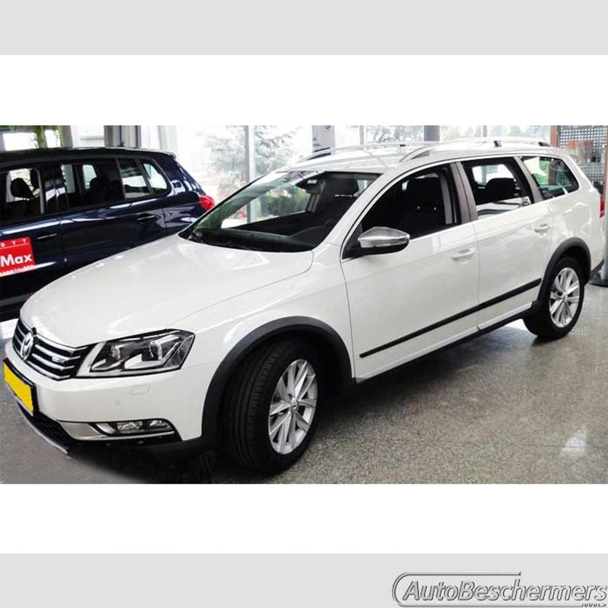 Stootlijsten set zwart voor VW Passat Variant Alltrack B7 11.2010-. De stootstrips zijn zelfklevend. Set a 4 stuks (#1620)