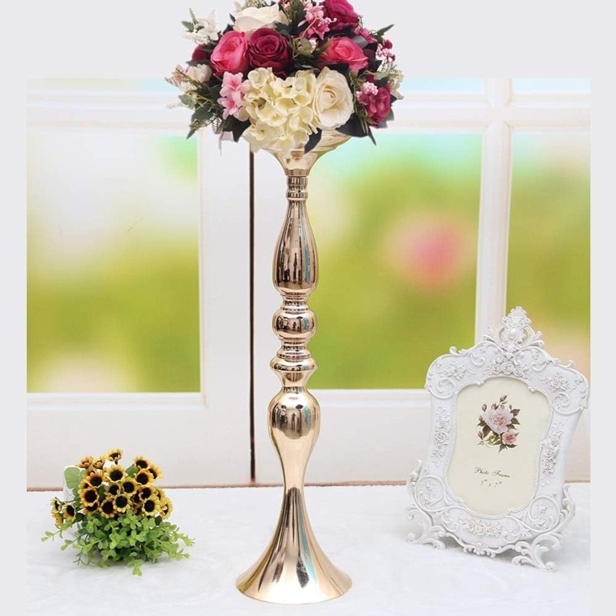 Decoratieve Kandelaar - Smeedijzeren Tafeldecoratie - Sfeervolle Woondecoratie - Handgemaakt Metaal - 130x130x480mm - Zwart