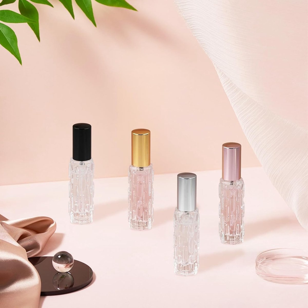 Reisverpakking voor Parfum - 4 Stuks Navulbare 10ml Glazen Sprayflessen, Mini Geuratomizers voor Handtas en Pocket, Ideaal voor Vakanties en Dagelijks Gebruik