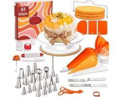 Taartdecoratie Set 61-delig - Draaiplateau 28 cm met Antislip Bodem - RVS Spuitmondjes, Spuitzakken, Spatels, Taartzaag, Schrapers en Accessoires - Complete Bakset voor Taarten, Cupcakes en Gebak - Oranje/Wit