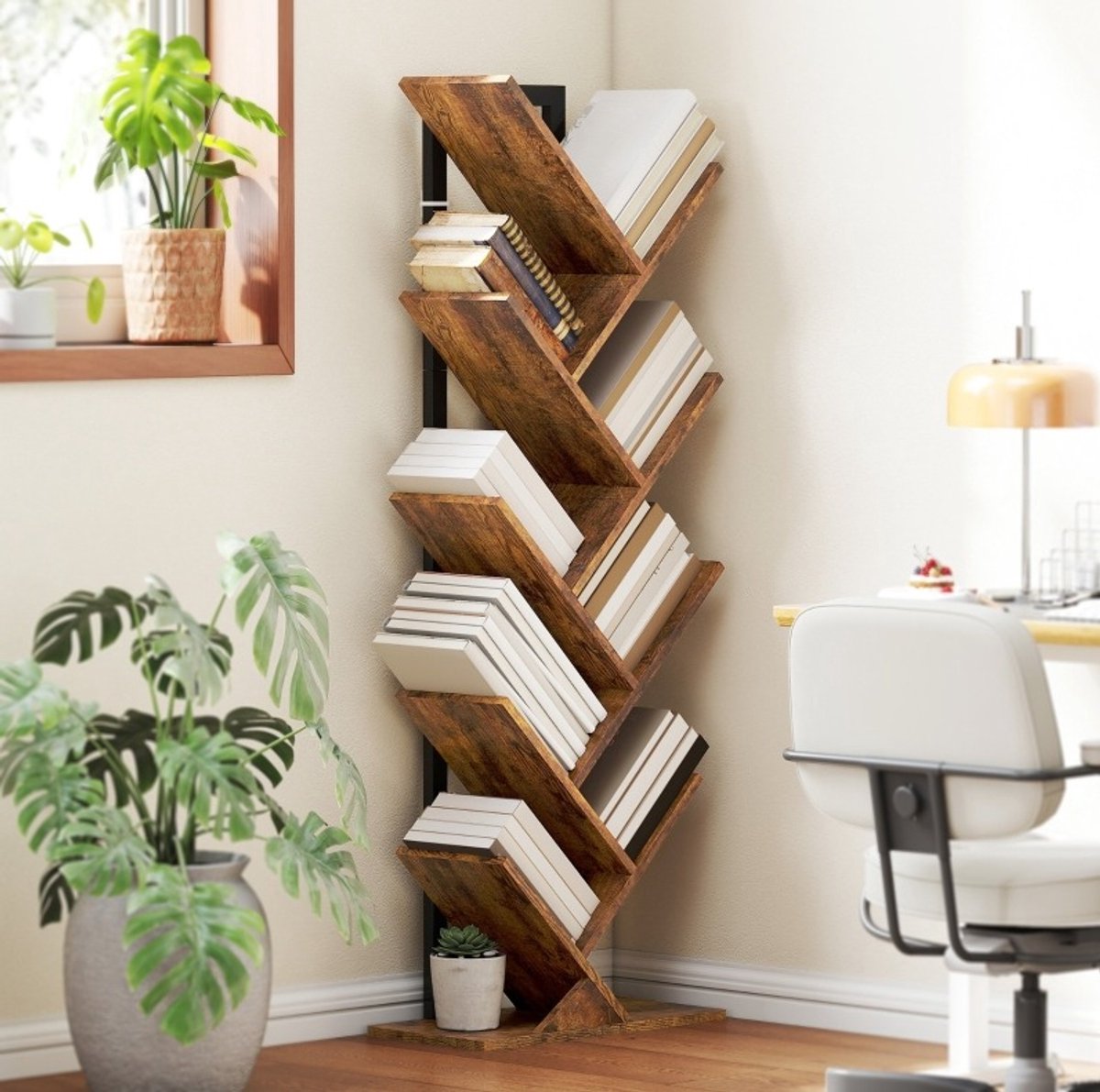 REDOM - Boekenkast - Boomvorm met 9 legplanken - Open kast - Industrieel - Woonkamer en bureau - Hout en staal - Bruin - 50 x 24 x 136 cm