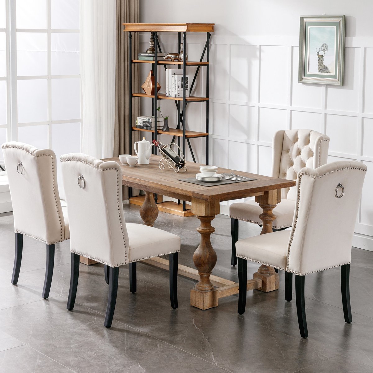 MEUNIQ eetkamerstoel set van 4 beige velvet met gecapitonneerde rugleuning, knoopdetails, houten poten en 120 kg draagvermogen