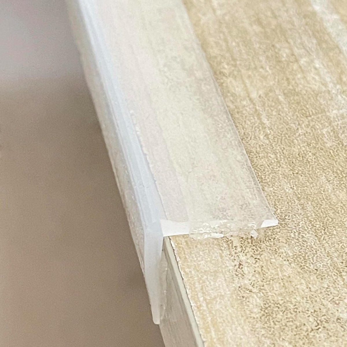 100% siliconen, babybestendige hoeken, doorzichtige beschermers, pre-tape, zacht, voor kinderveiligheid, kindertafelkasten, meubelbumper (1,9 x 1,9 cm (breedte), 1,9 m