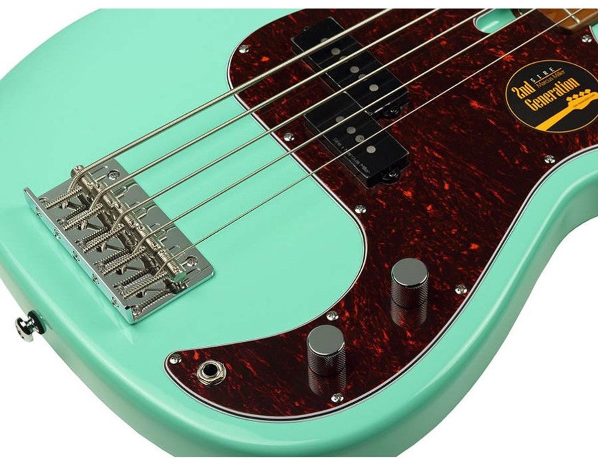 Sire P5 A5/MLG Marcus Miller basgitaar 5-snarige passieve P-stijl bas in Mild Green