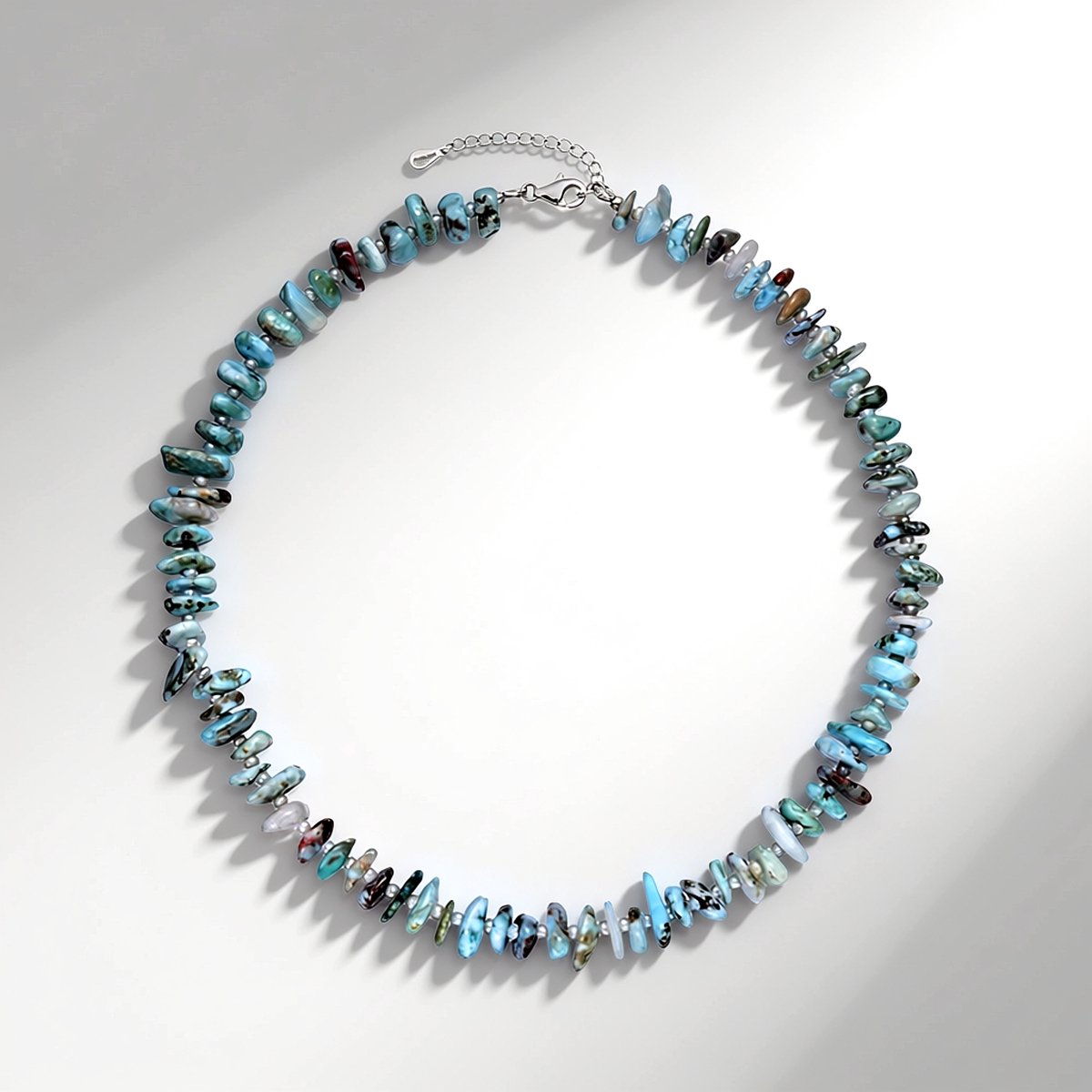 Cavill - Verstelbare Larimar Ketting 213 ct - Natuurlijke Larimar Fancy Kraal - 925 Sterling Zilver - Witte Zoetwaterparels - Elegant & Modieus