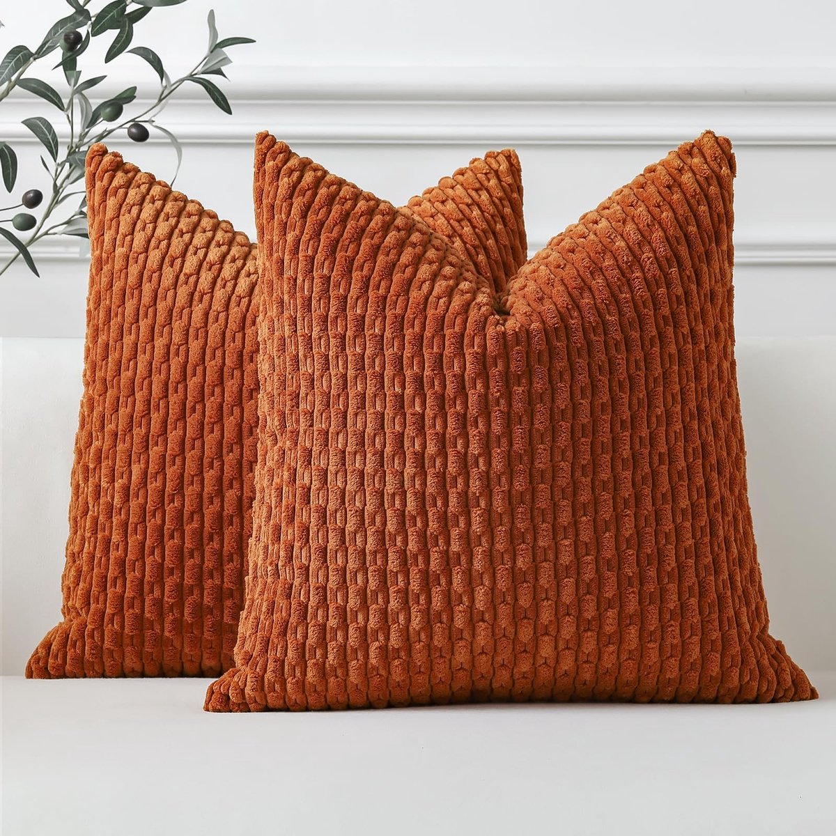 Omgoods - Set van 2 Corduroy Kussenhoezen 50 x 50 cm in Rustkleur met Strepen