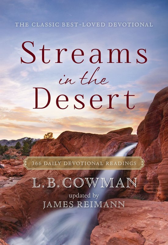Boek "Streams in the Desert" met een foto van een waterval die over rotsen stroomt onder een zonsondergang.
