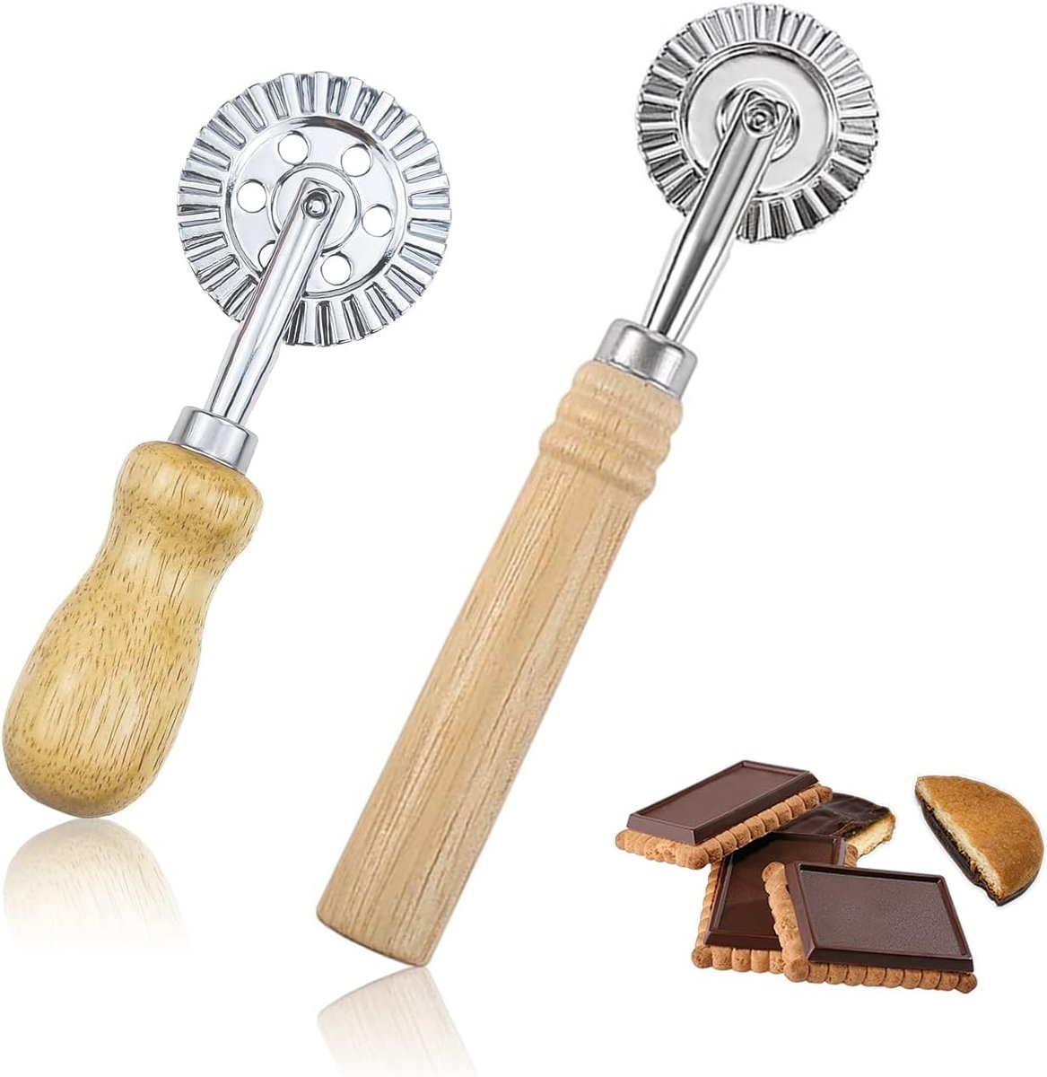 Deegrandjes, 2 stuks eiken deels gegolfd, 16 en 14 cm ravioli roller