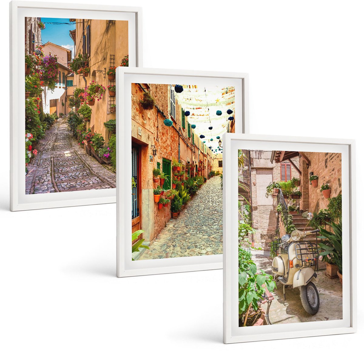 Wallfluent 3-Delige Schilderij Set - Sfeervolle Straatjes Met Bloemen In Een Italiaanse Ambiance. - 40 x 60 - Stijlvolle Muurdecoratie - Slaapkamer - Woonkamer Decoratie