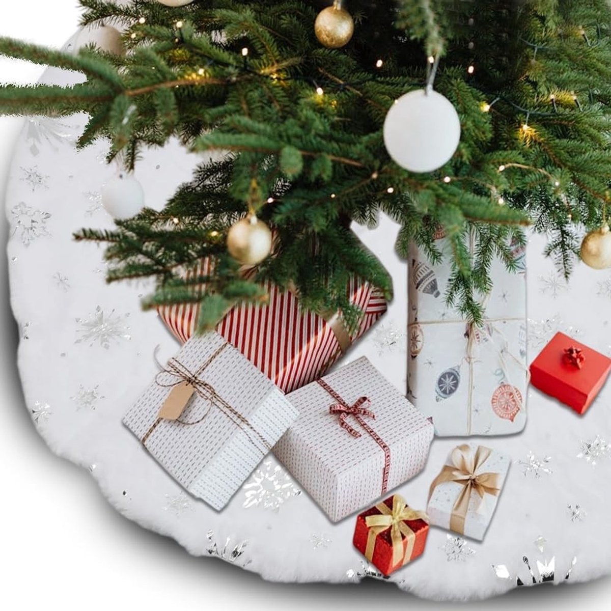 Grote Ronde Kerstboomdeken van Faux Bont met Sneeuwvlokken, Perfect voor Kerstdecoratie, Feestdagen en Bruiloften, 150 cm