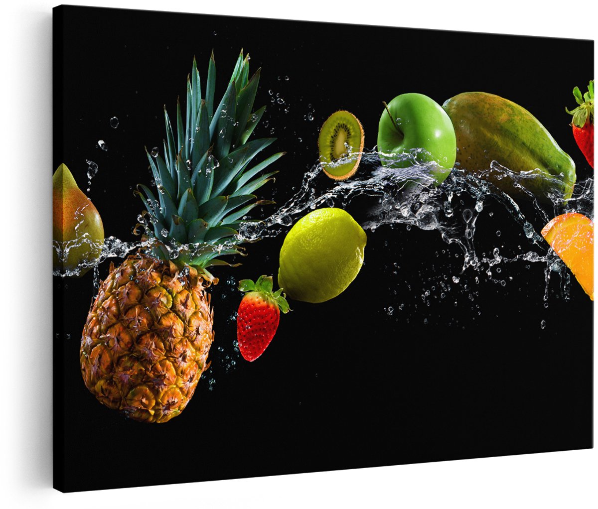 Artaza Canvas Schilderij Fruit Met Water Op Zwart Achtergrond - 150x100 cm - Groot - Foto Op Canvas - Wanddecoratie Woonkamer