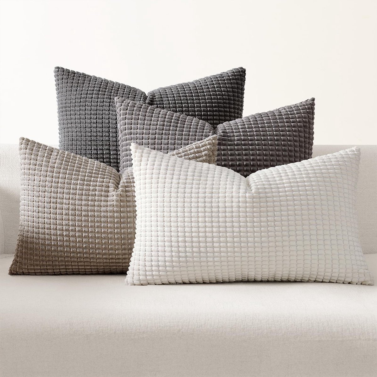 Omgoods - Set van 4 Decoratieve Kussenhoezen 40x60cm in Grijs