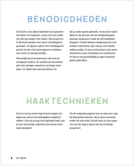 Pagina's uit een haakboek met uitleg over benodigdheden en haaktechnieken.