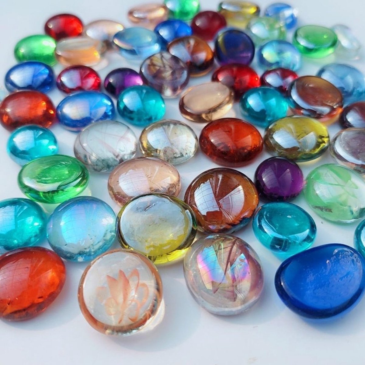 Premium Glasnuggets Kleurrijk, 250g Muggelstenen ca. 50-60 stuks Deko-stenen Vaas Mix 15-21 mm Muggelstenen Kleurrijk Kinder Glasstenen Deko Glasstenen Kleurrijk