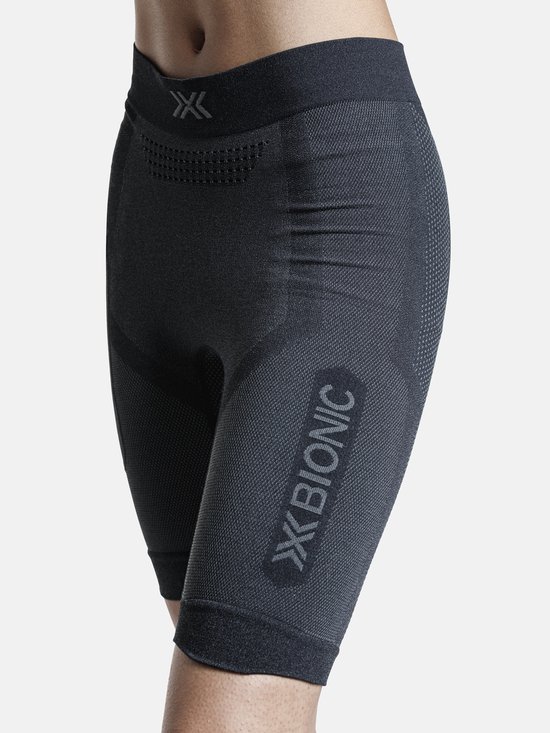Short noir pour femme avec logo 'X BIONIC' sur la jambe et motif subtil sur la ceinture.