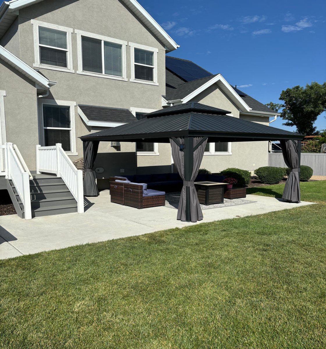 Purple Leaf Hardtop pavillon 4,6 x 4 m - gris luxe avec éclairage