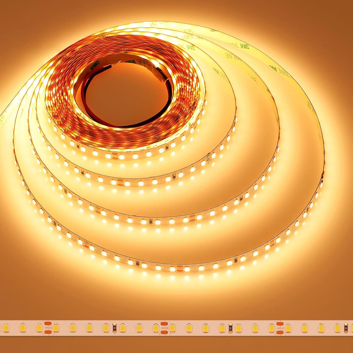 SnelShoppen - 24V LED Strip 5M Warm Wit 2700K Dimbaar 9500LM Superhelder CRI 92+ 126LEDs/M SMD 2835 Zelfklevend Tape Verlichting voor Thuis en Commerc