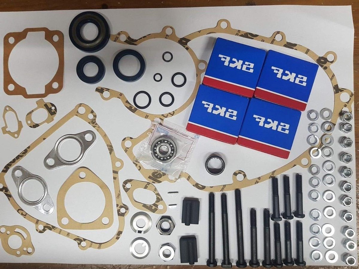 Motorbeschermingsset Vespa - Koppelingsset Scooter - Onderhoud Motor - Compleet met motor - 19 delig - null