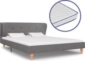 Bed met traagschuim matras stof lichtgrijs 140x200 cm