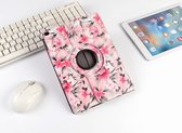 P.C.K. Boekhoesje/Bookcover/Case draaibaar hoesje lichtroze met roze bloemen print geschikt voor Apple iPad AIR/AIR2/2017/2018 MET GLASFOLIE/TEMPEREDD GLASS