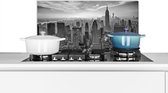 Spatscherm keuken 60x30 cm - Kookplaat achterwand Architectuur - Zwart wit - Stad - Skyline - New York - Muurbeschermer - Spatwand fornuis - Hoogwaardig aluminium