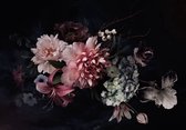 Fotobehang - Vlies Behang - Boeket met Bloemen op Zwarte Achtergrond - Vintage Bloemenboeket - 208 x 146 cm