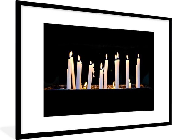 woede zak Toezicht houden Fotolijst incl. Poster - Brandende kaarsen in dienblad - 90x60 cm -  Posterlijst | bol.com
