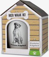 Mok - Hond - Cadeau - Rhodesian Ridgeback - Gevuld met een dropmix - In cadeauverpakking met gekleurd lint