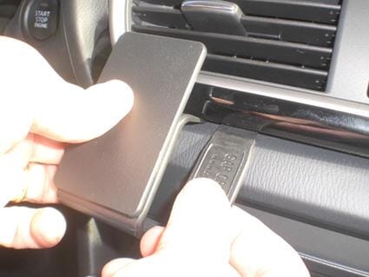 Brodit ProClip houder geschikt voor Mazda 3 2014-2018 Center mount