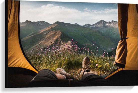 Canvas  - Uizicht op de Bergen in een Tent - 90x60cm Foto op Canvas Schilderij (Wanddecoratie op Canvas)